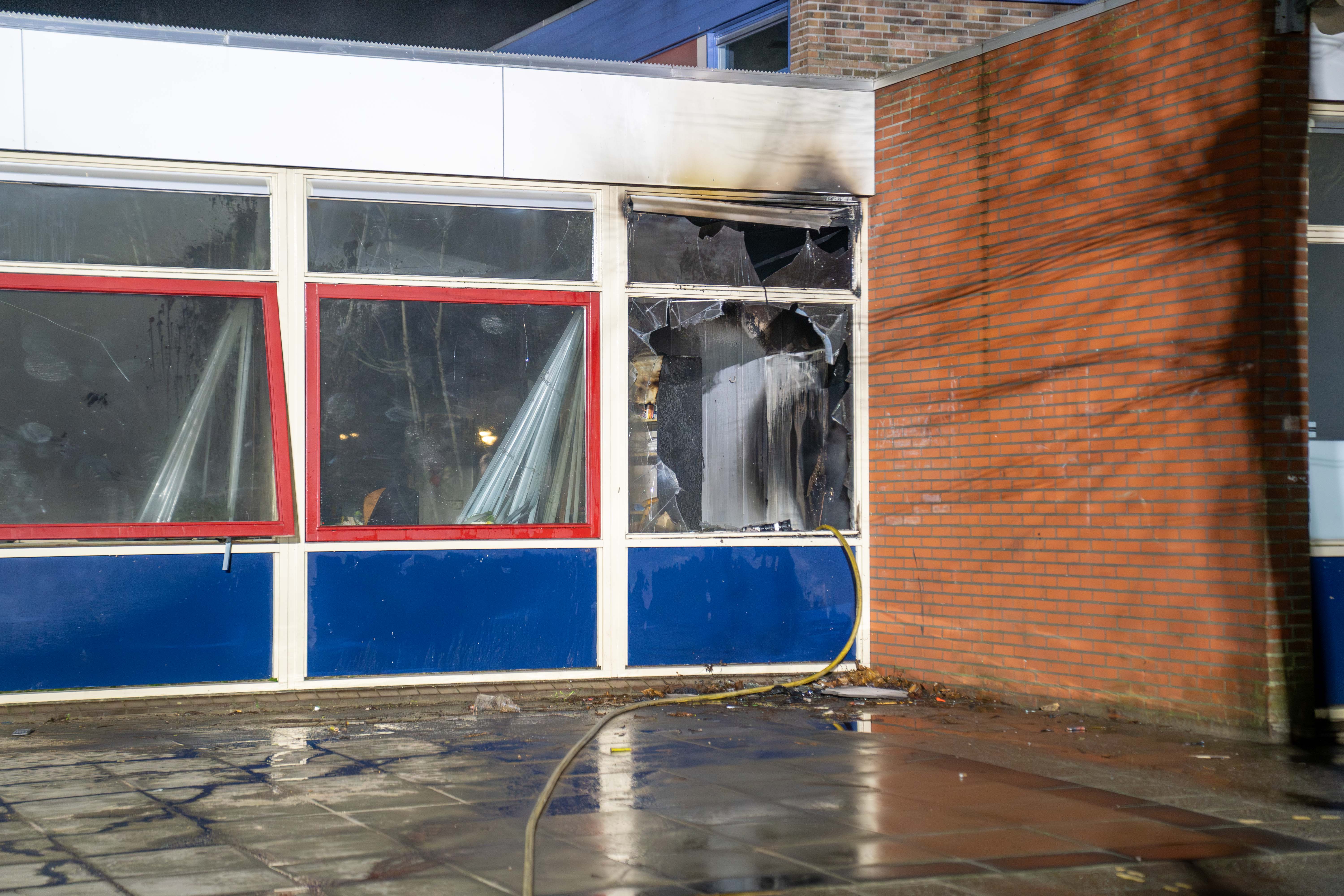 1PRXcp3t8hix-Brand-school-Zutphen-2.jpg
