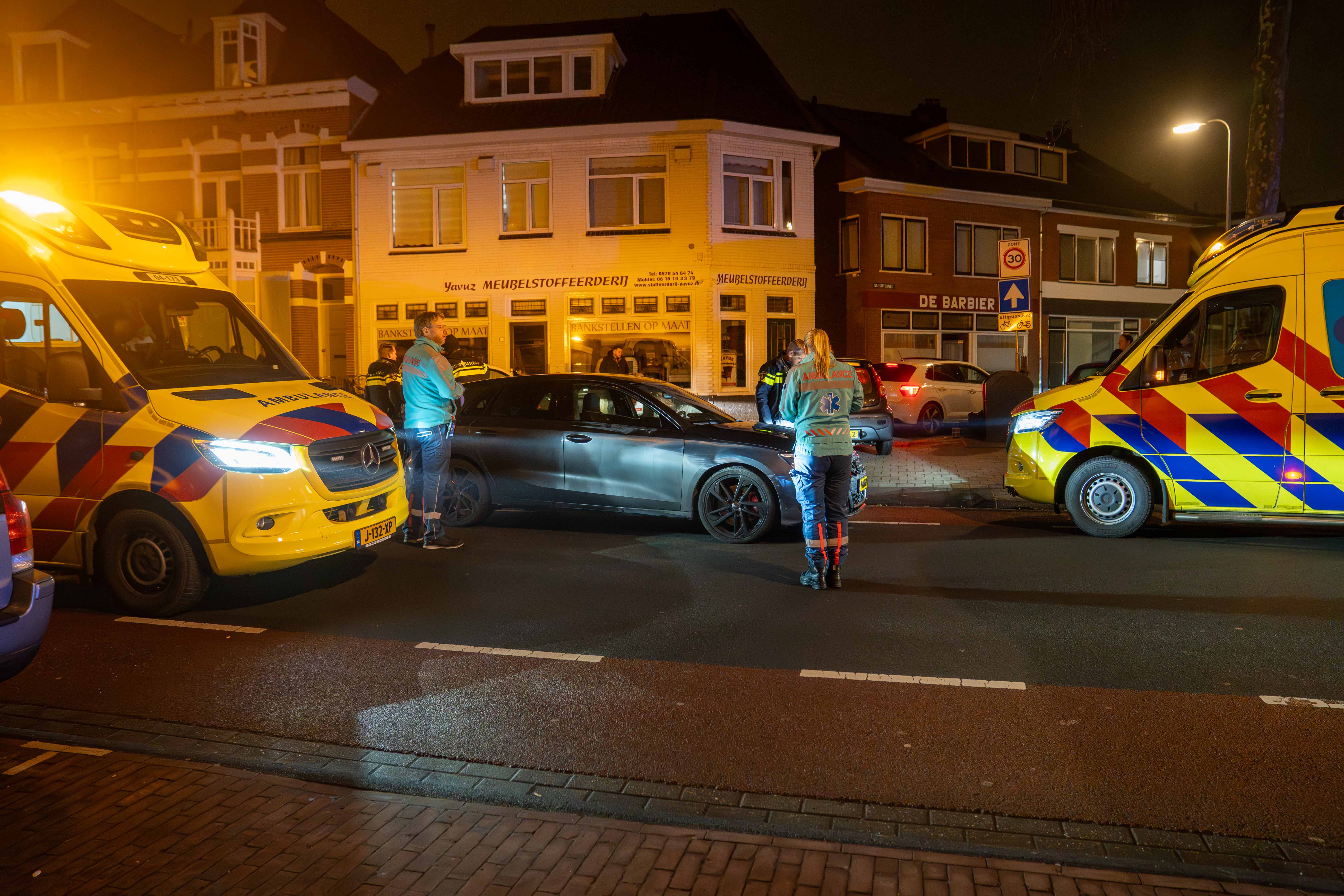 49eokPuQnGkJ-Voetgangers-geschept-Deventer-2.jpg