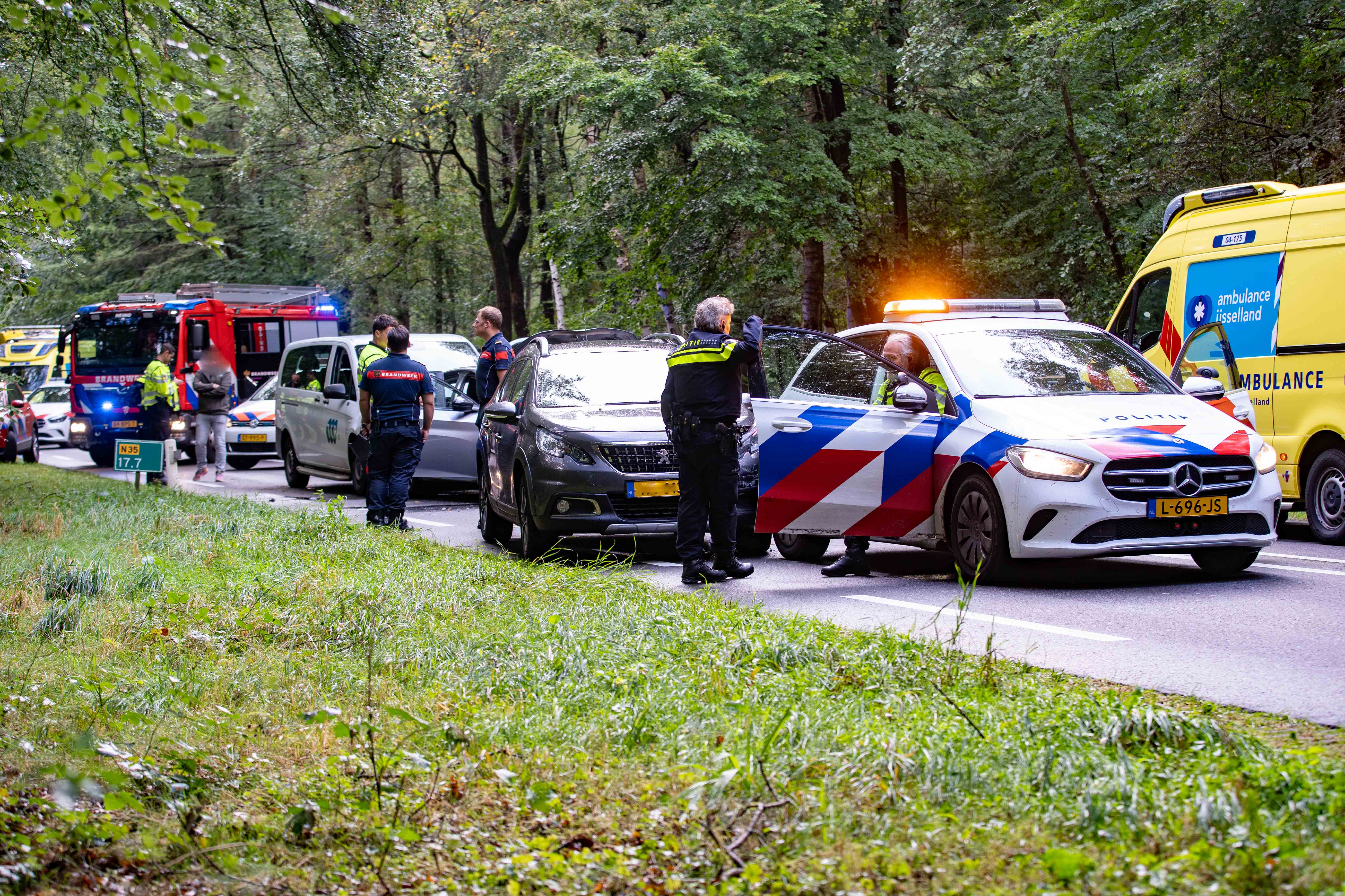 9TrYBMKYGAvI-kettingbotsing-N35-4.jpg