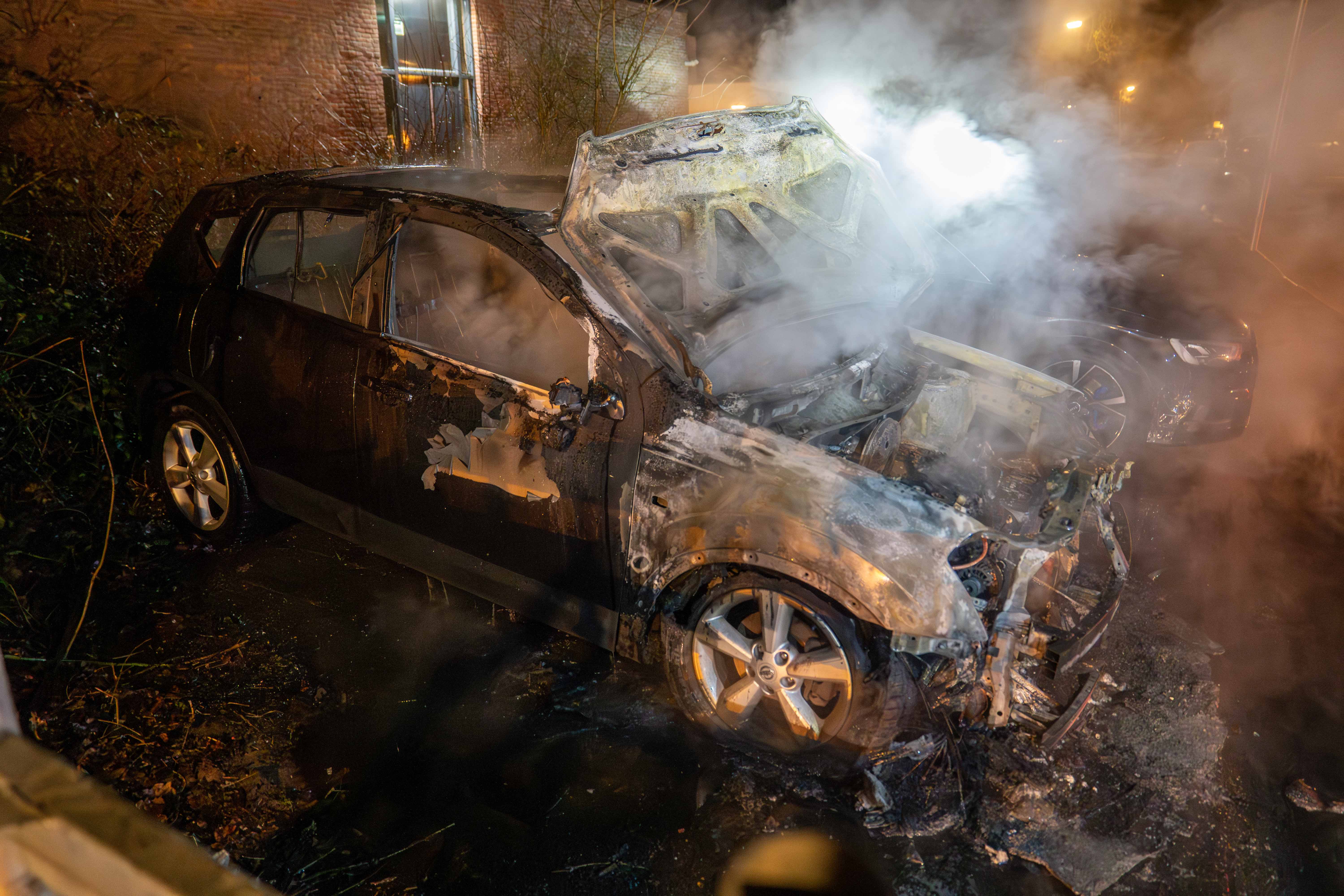 GRHR3FD3qmqL-Autobrand-Middelweg-Deventer-6.jpg