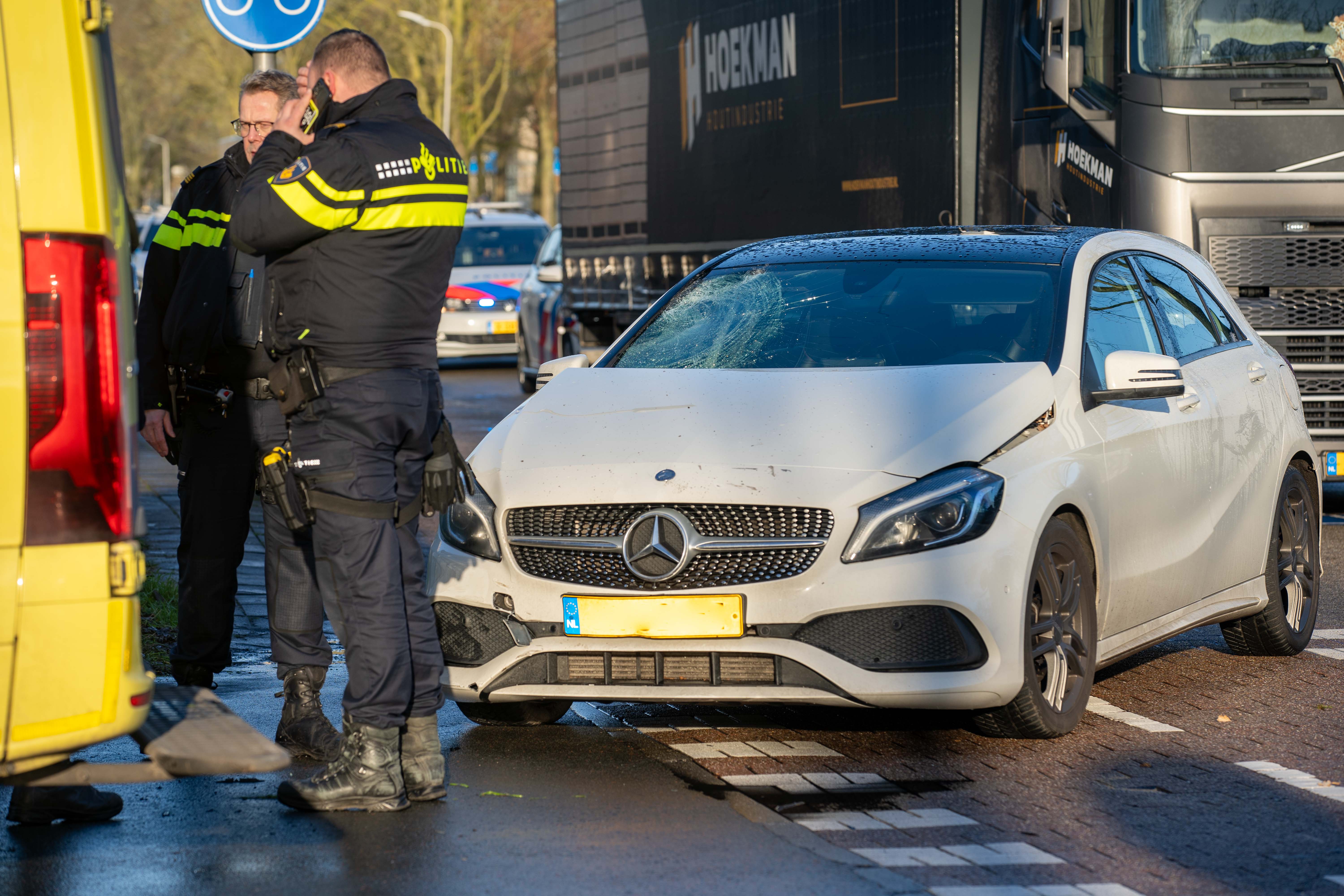 JVvjBBHZpTuF-Fietser-ernstig-gewond-Deventer-1.jpg