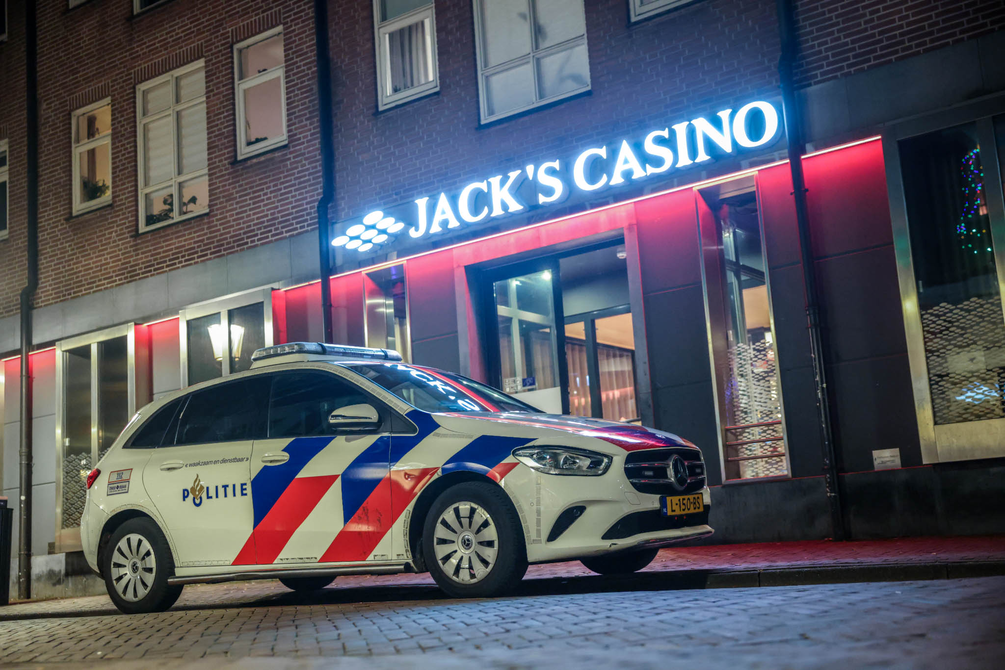 MEjgFckfrl0e-MARNIX-MANSCHOT-MXMVISUALS-4.jpeg