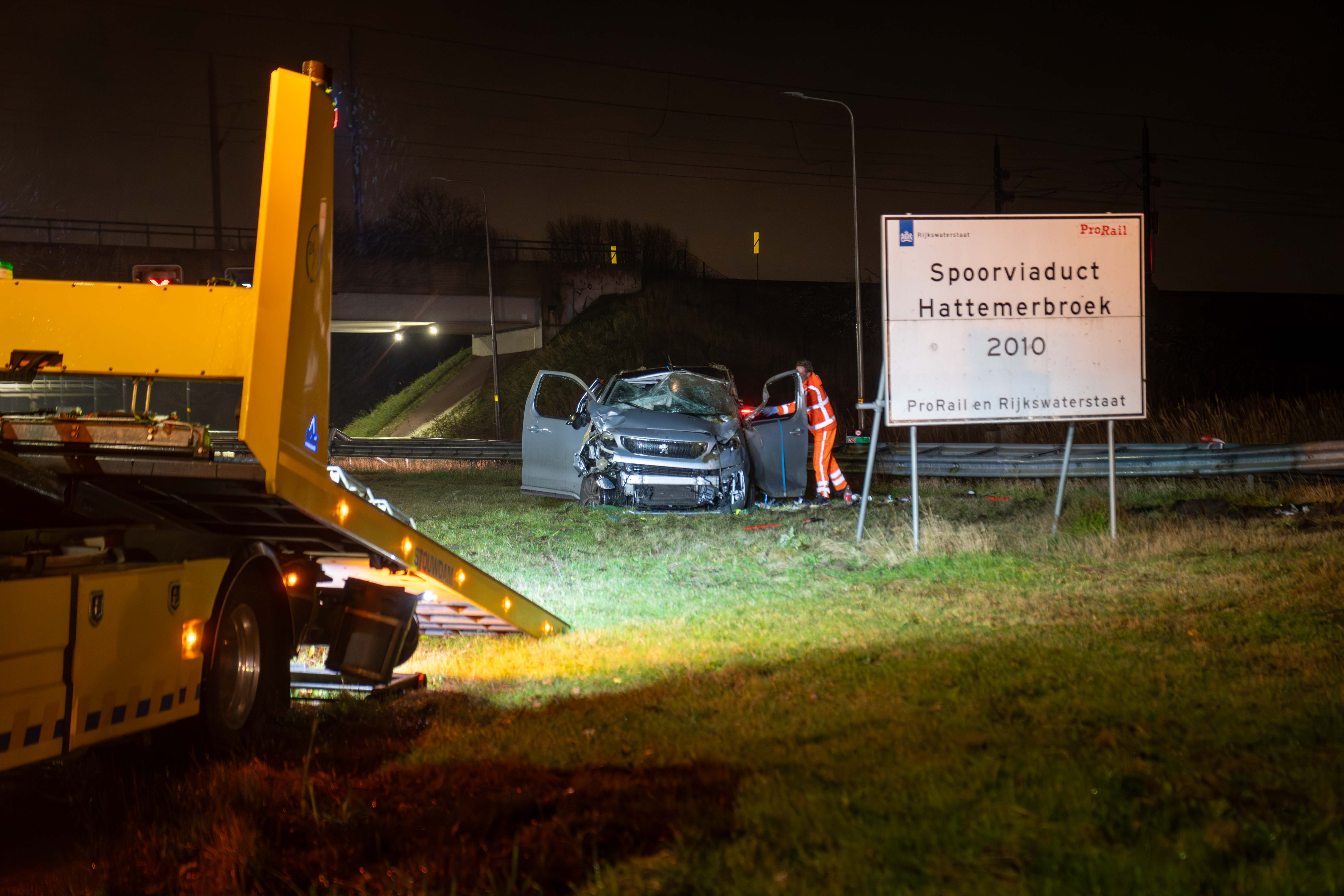 Nu8yxM3lR5ee-crash_Hattemerbroek-bestuurder-vlucht-4.jpg