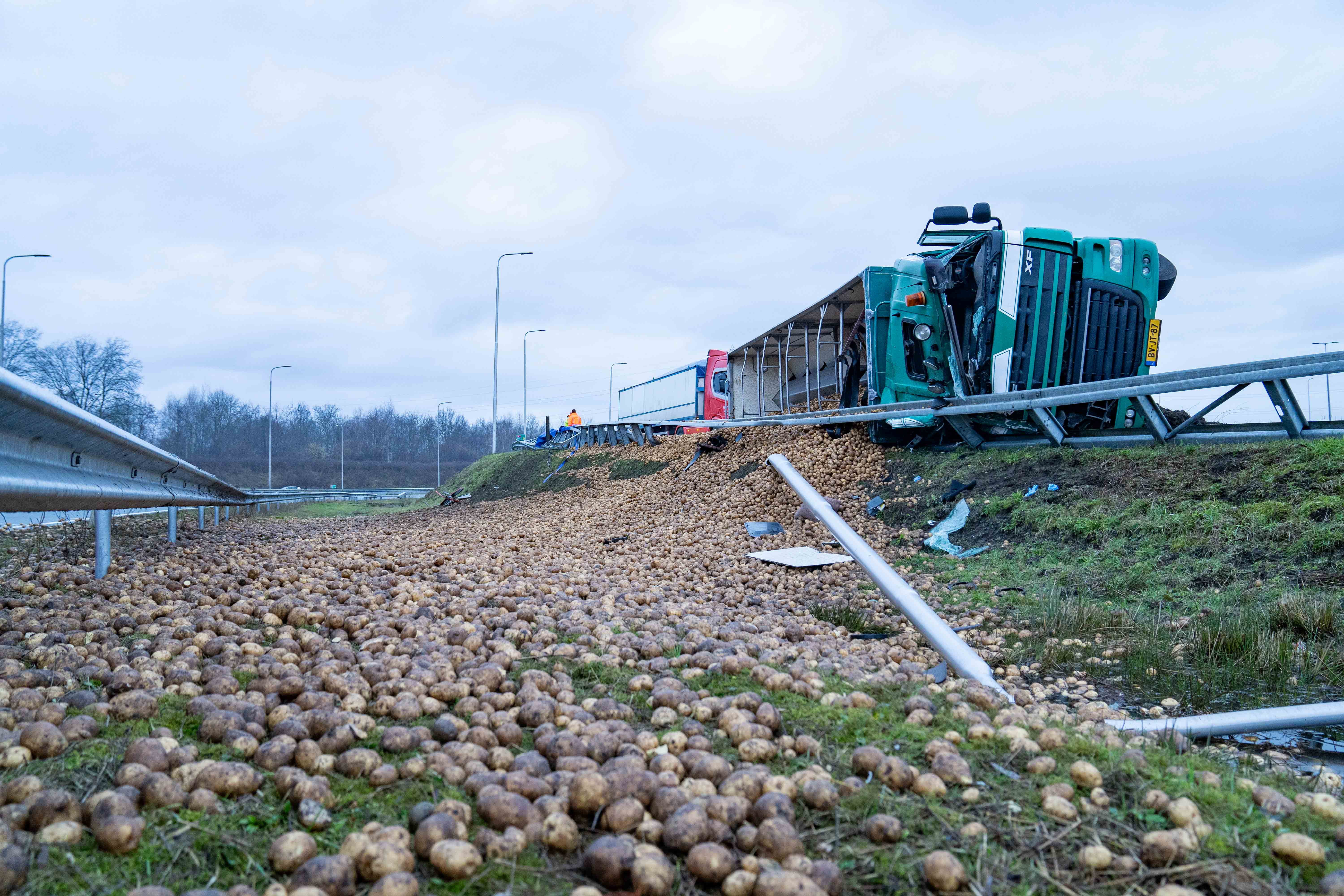 RXW4Ol46cy6g-Aardappelen-knp-Beekbergen-4.jpg