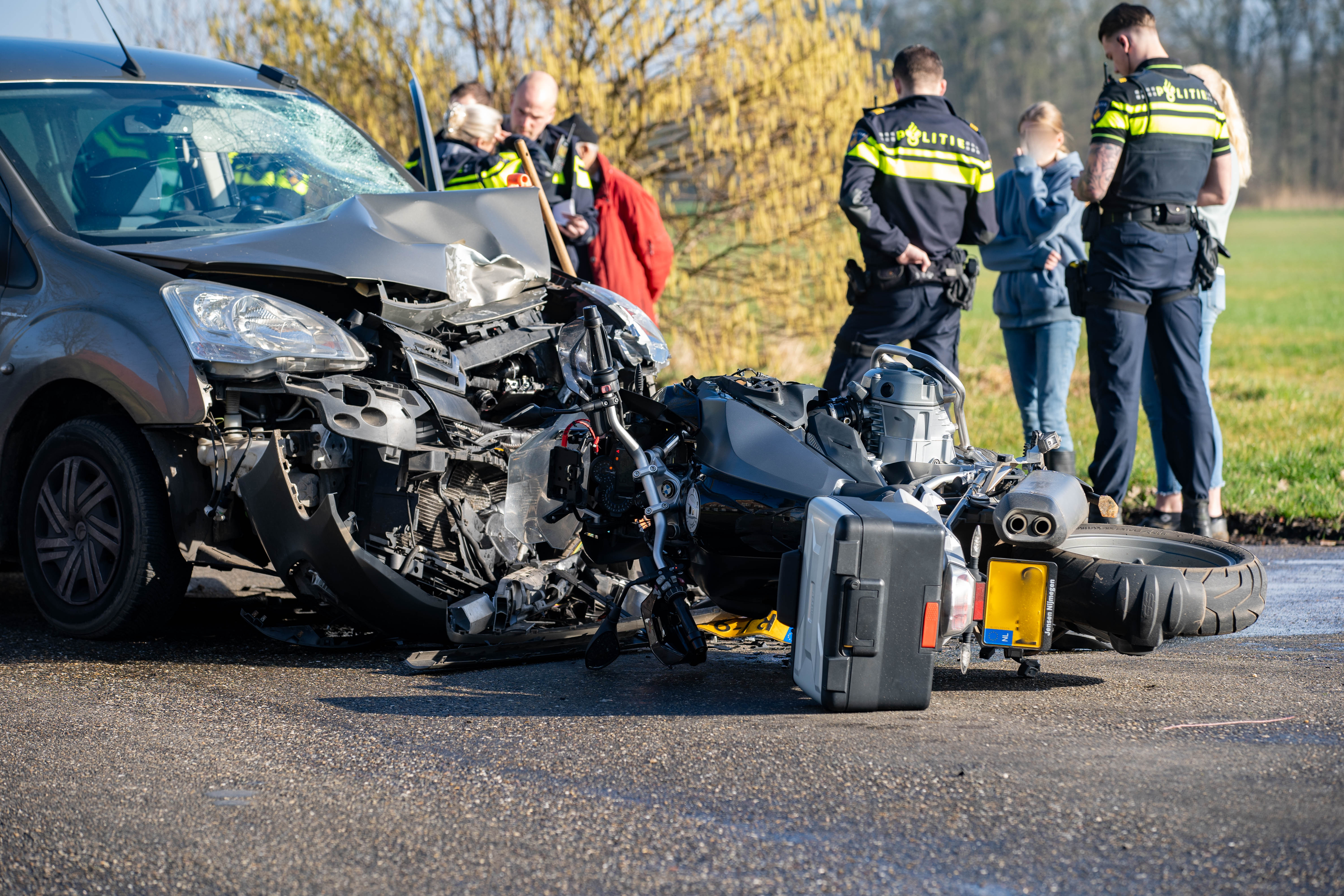 TQ6paQBBPUSs-Motor-Auto-Teuge-2.jpg