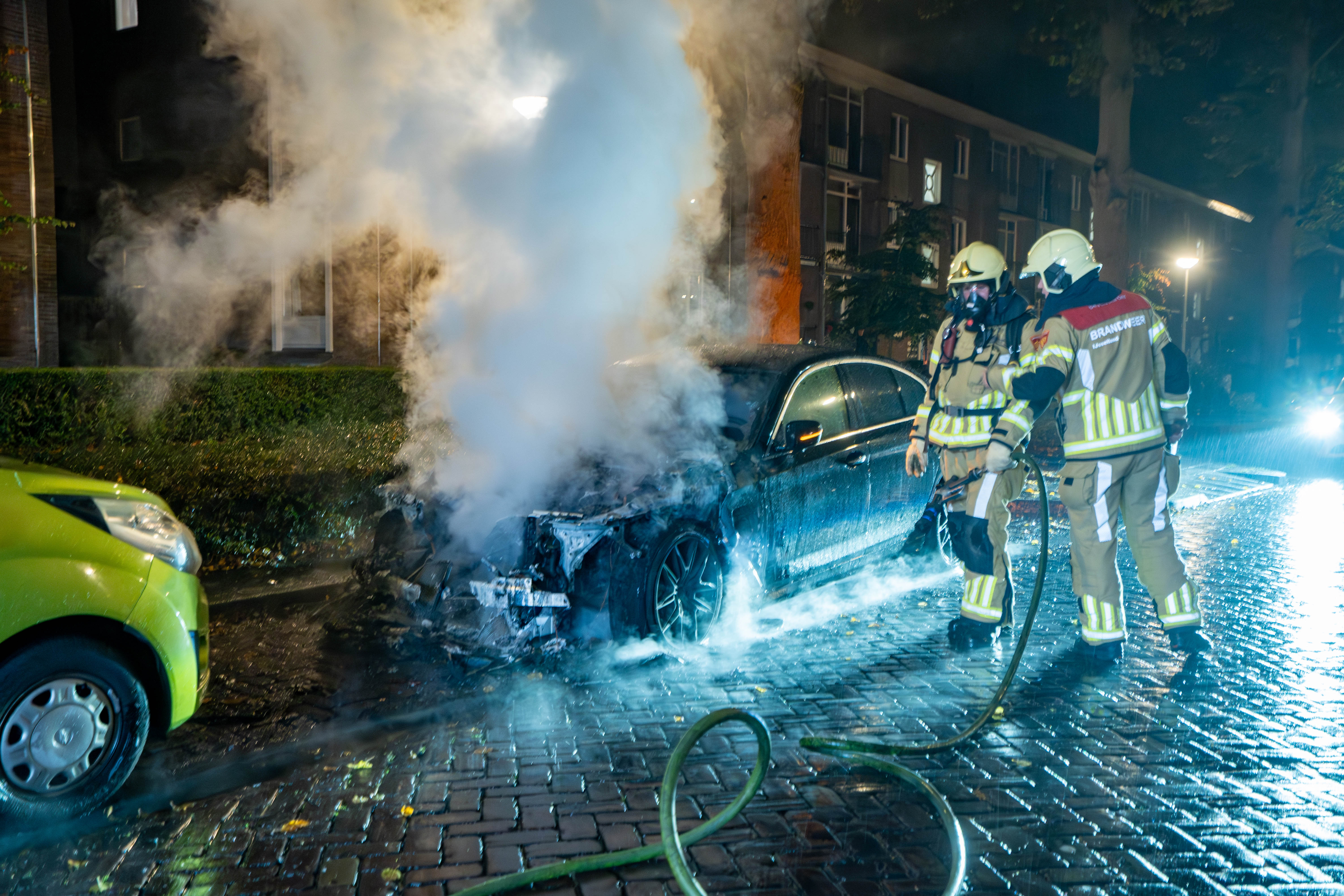 Xw6mpTVaAG13-autobrand-van-vlotenlaan-2.jpg