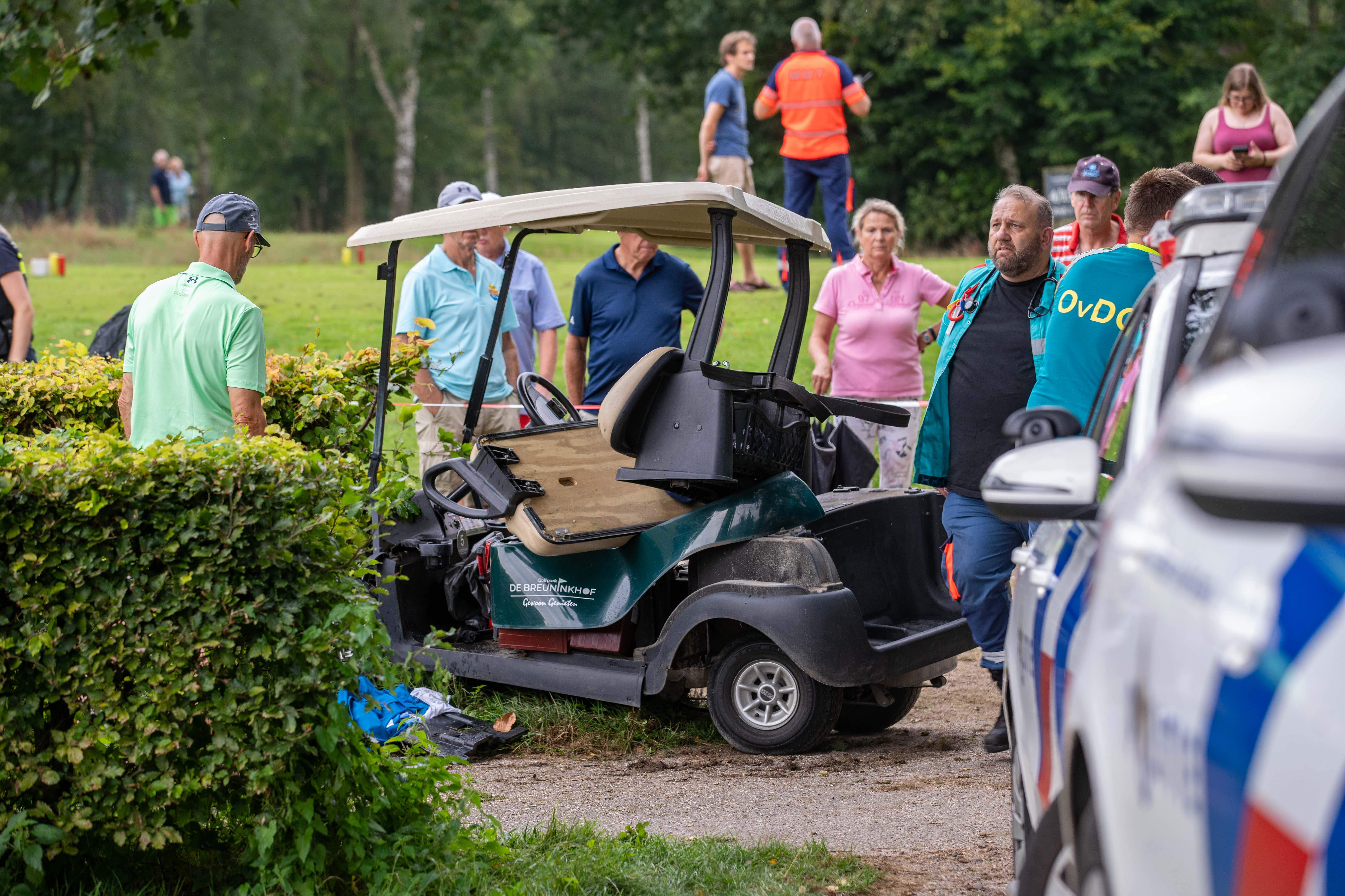 aiwrKlFPGNGq-golfkar-3.jpg