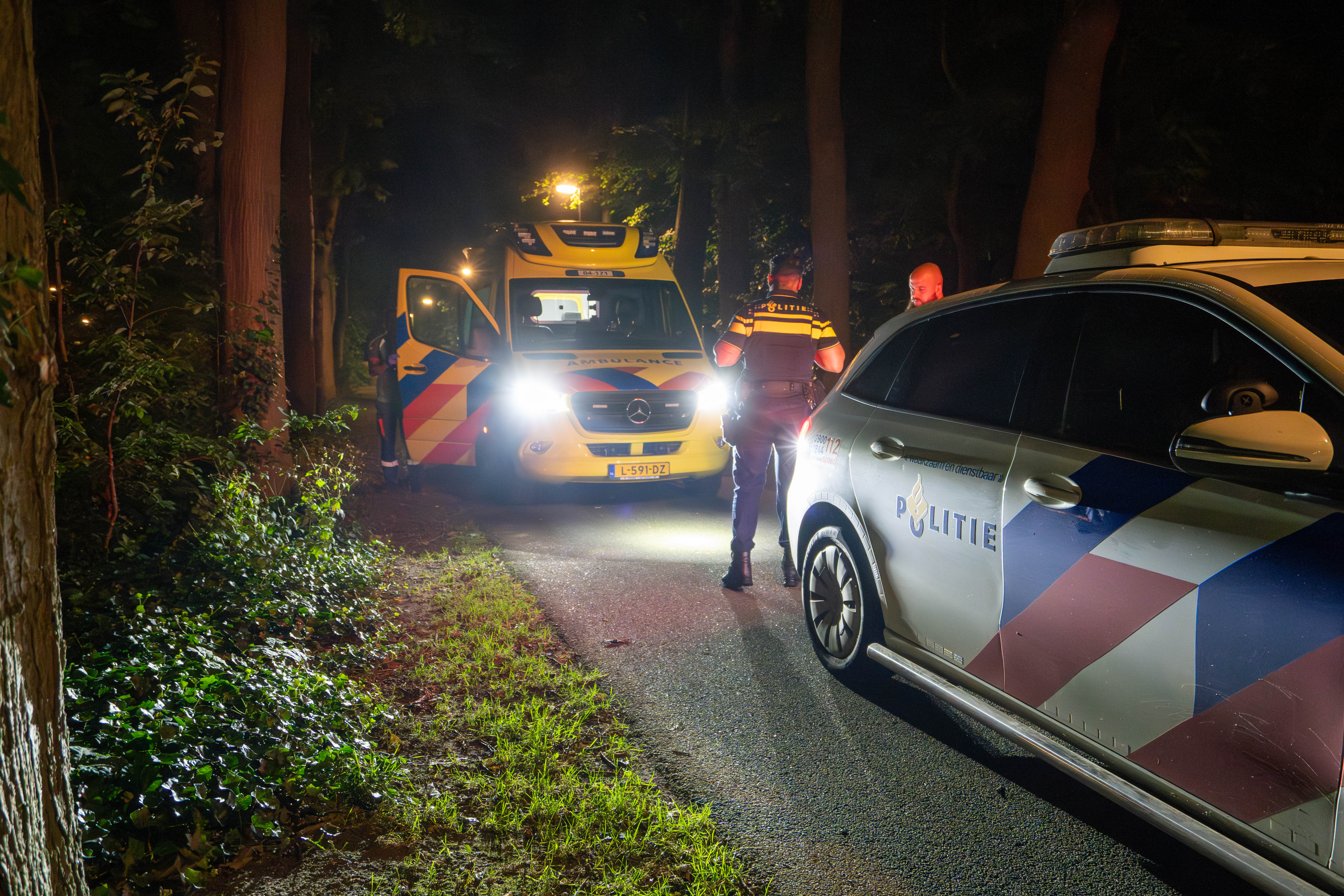 ucvNXT4KboOP-auto-te-water-Deventer-6.jpg